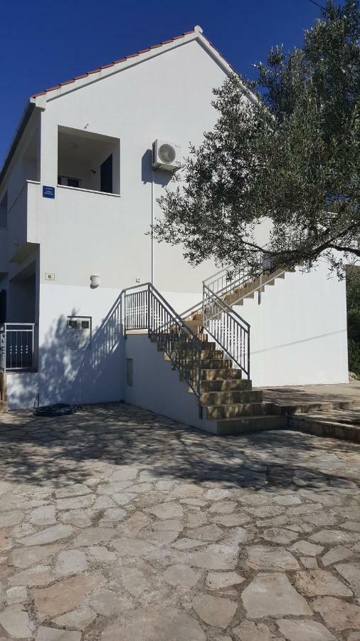 Apartmani Lomar Stari Grad  Dış mekan fotoğraf