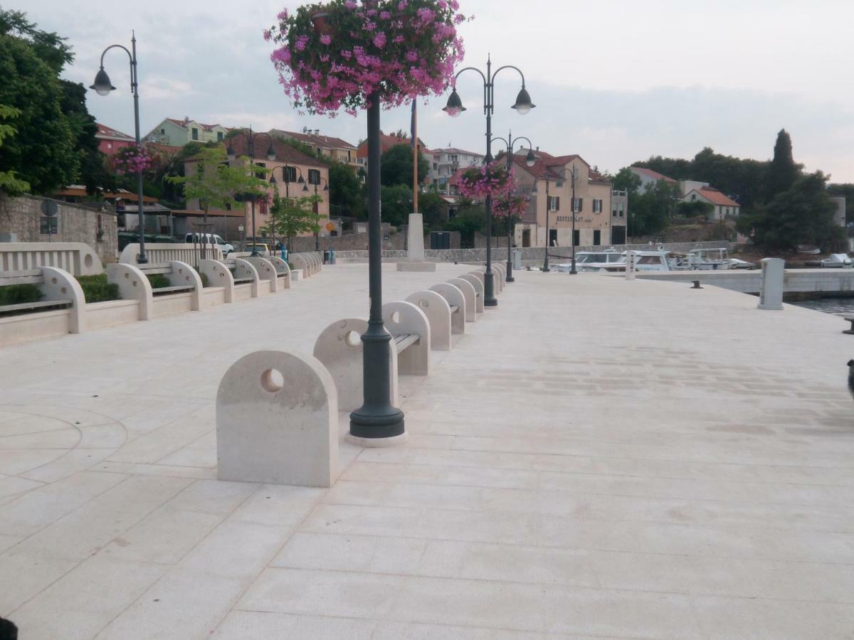 Apartmani Lomar Stari Grad  Dış mekan fotoğraf