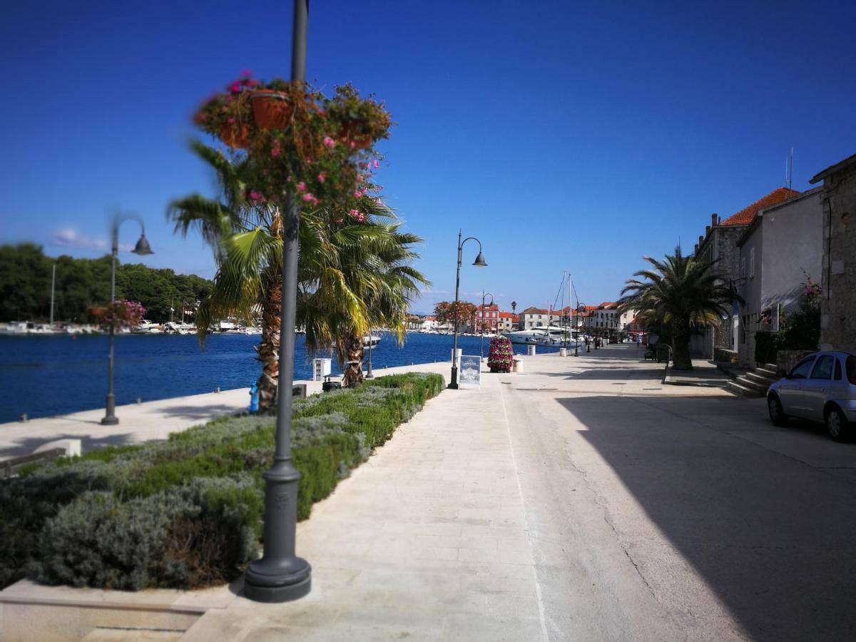 Apartmani Lomar Stari Grad  Dış mekan fotoğraf